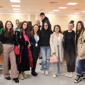 obb-ubb-bg_280x280_crop_478b24840a