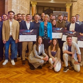 014_280x280_crop_478b24840a