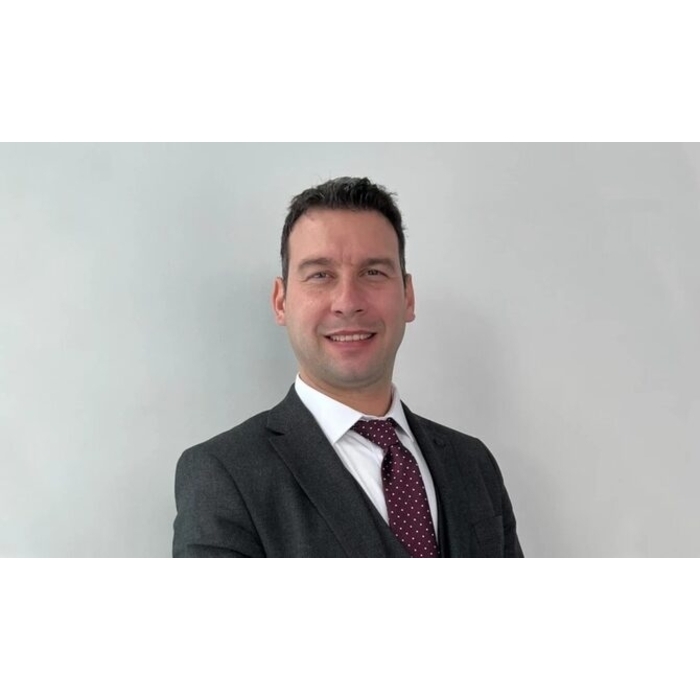 019-kliment-robev-karieri-bg_700x700_crop_478b24840a