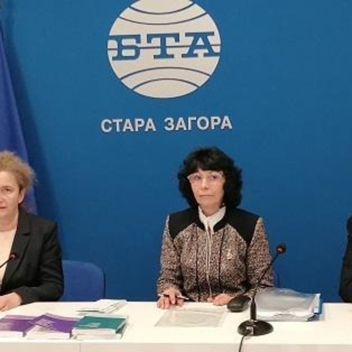 016-stz24-com_700x700_crop_478b24840a