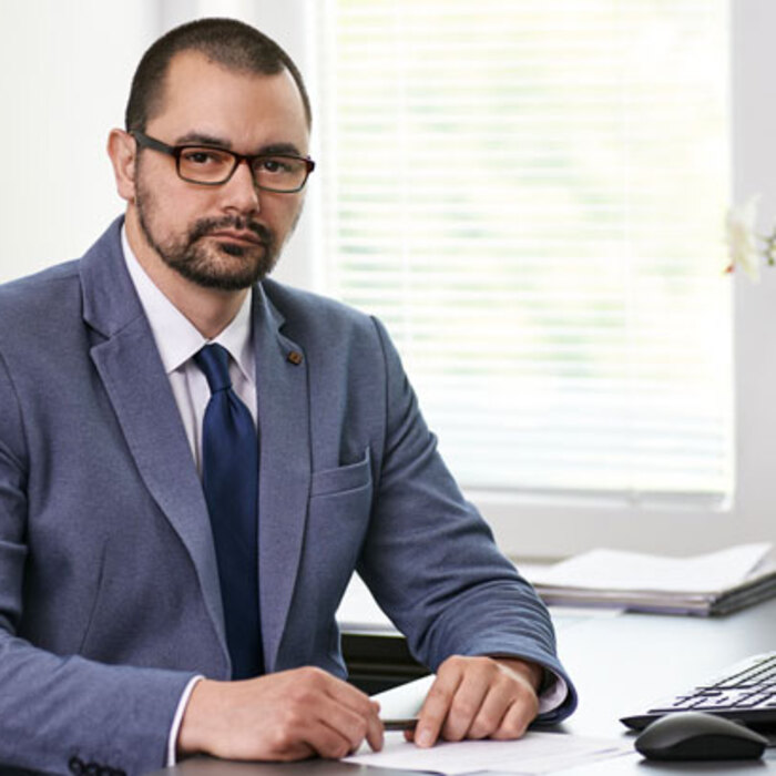 dimitar-trendafilov-nbu_700x700_crop_478b24840a