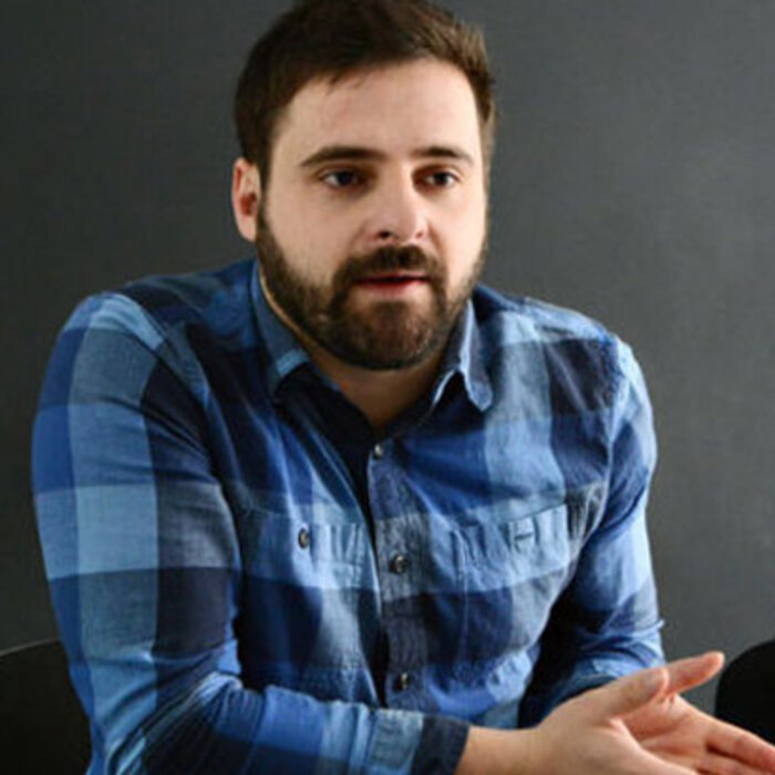 angel-iskrev_700x700_crop_478b24840a