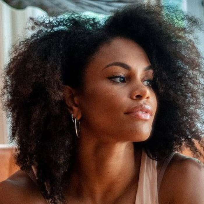 karin-okolie-v-duma_700x700_crop_478b24840a