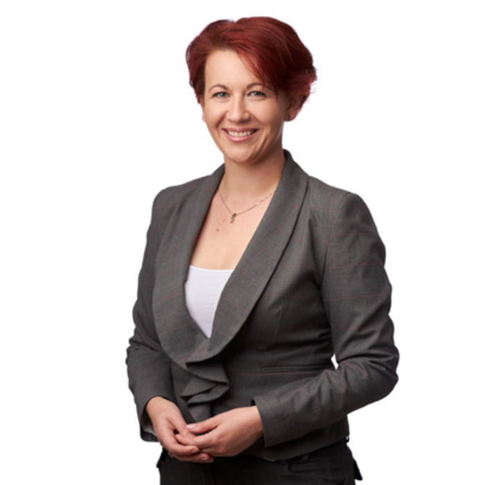 stefaniq-temelkova-lazarov-photo_700x700_crop_478b24840a