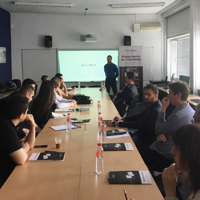 benchmark1_700x700_crop_478b24840a