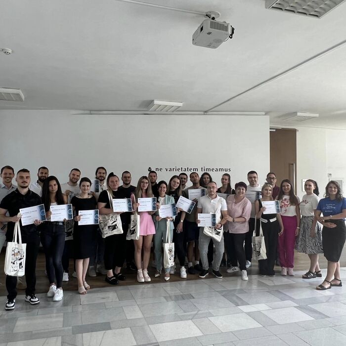 liatno-uchiliste-zagl_700x700_crop_478b24840a