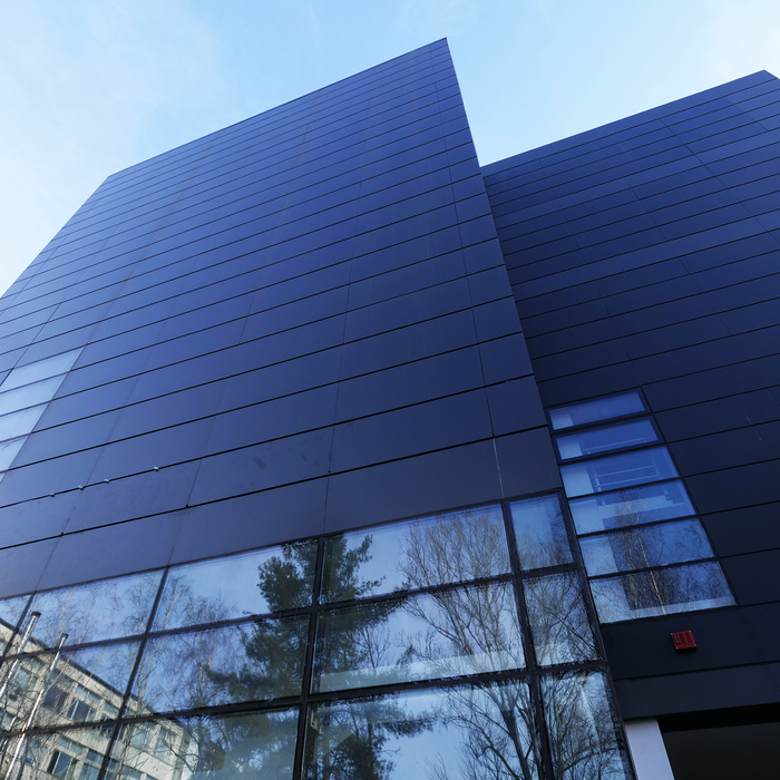 1722933-copy_700x700_crop_478b24840a